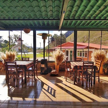 Hotel Mil Estrellas-Torotoro Potosi Ngoại thất bức ảnh