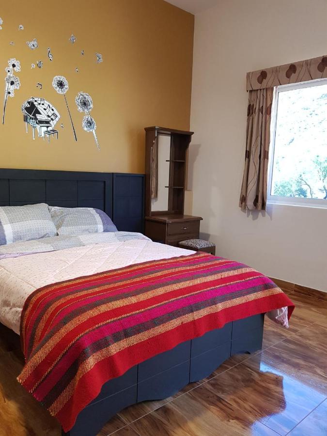 Hotel Mil Estrellas-Torotoro Potosi Ngoại thất bức ảnh