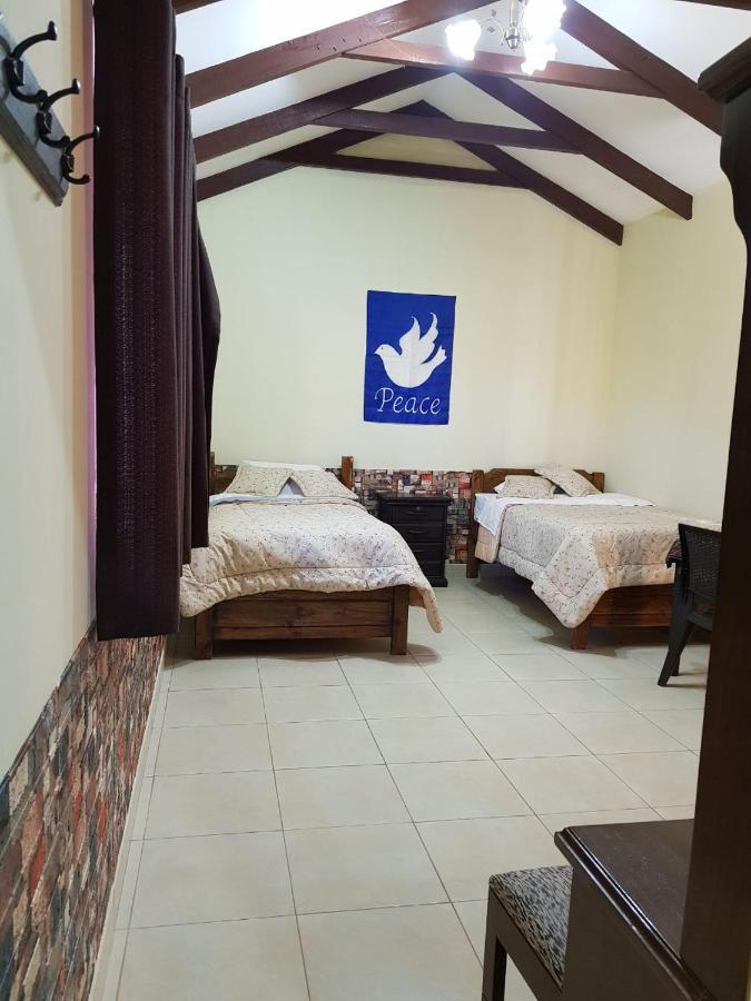 Hotel Mil Estrellas-Torotoro Potosi Ngoại thất bức ảnh